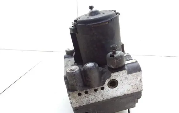 Lancia Kappa ABS Pump 5690112 82483995
