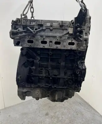 Renault Trafic III (X82) Engine R9M452 R9M450