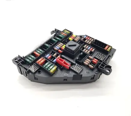BMW 5 F10 F11 Fuse module 1670498 9252812