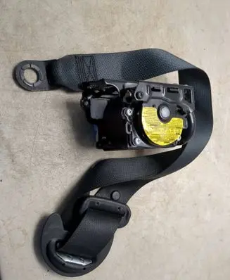 Peugeot 108 Rear seatbelt PB5A5833EG F121p 308043599JN7