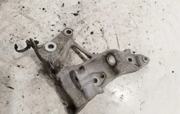 Ford Focus Generator/alternator bracket 9653249480