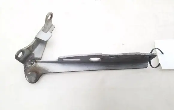 Nissan Terrano Engine bonnet/hood hinges