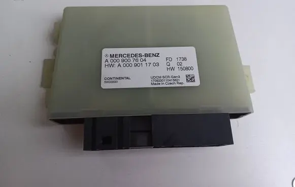 Mercedes-Benz E W213 Reducing agents exhaust control unit A0009007604