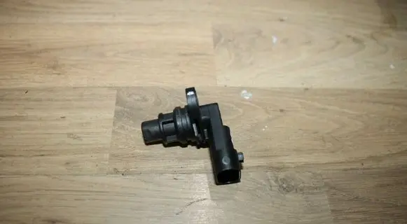Saab 9-3 Ver2 Camshaft position sensor 55201876