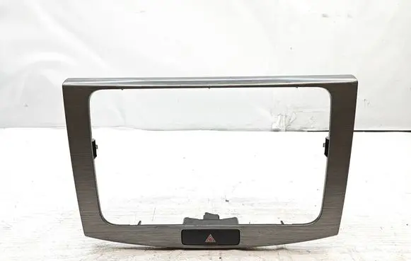 Volkswagen PASSAT B7 Radio/GPS head unit trim 3AA858069F
