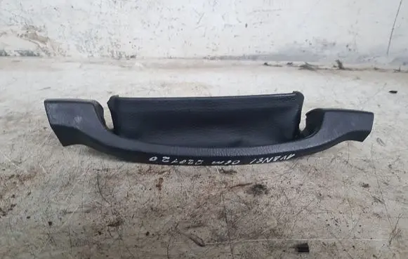 Toyota Avensis T250 Steering wheel column trim