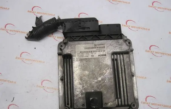 Mitsubishi Outlander Engine control unit/module 1860A906 0281014108