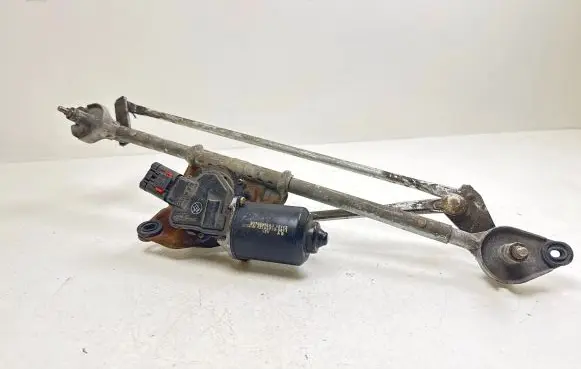 Chrysler PT Cruiser Front wiper linkage and motor 05288695AA 1390105611 3001
