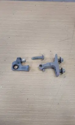 Mercedes-Benz E W214 Front door lower hinge a2147203001