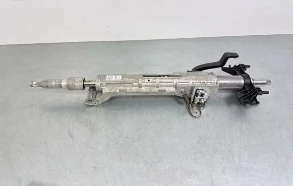BMW 3 G20 G21 Steering wheel axle 6896187