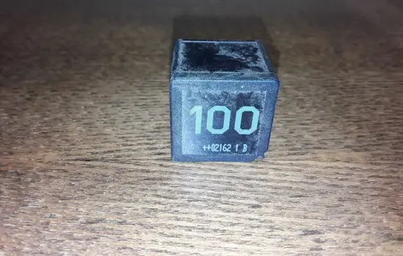 Volkswagen Golf IV Other relay V23136J6X45 7M0951253A 96VW10K705CA