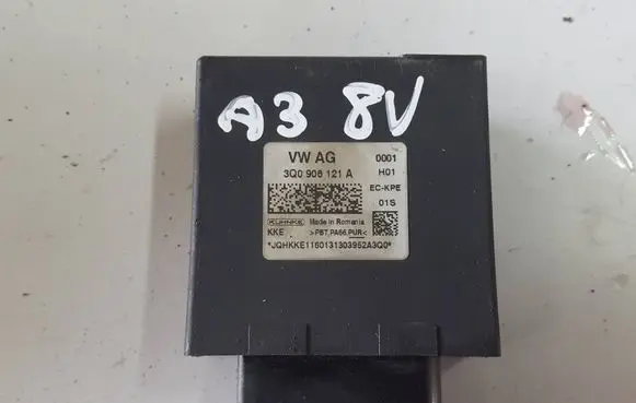 Audi A3 S3 8V Fuel injection pump control unit/module 3Q0906121A