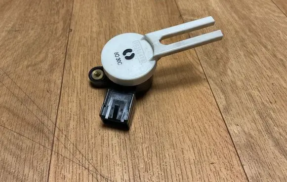 Opel Insignia A Brake pedal sensor switch 10366474 CD30C