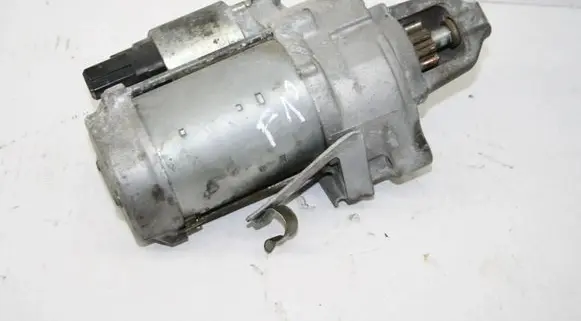 BMW 5 F10 F11 Starter motor 7556131