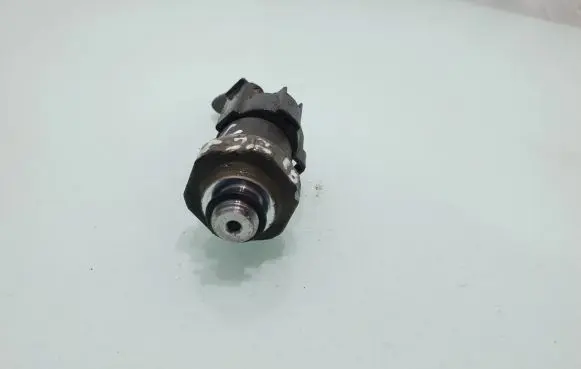 Honda FR-V Air conditioning (A/C) pressure sensor 