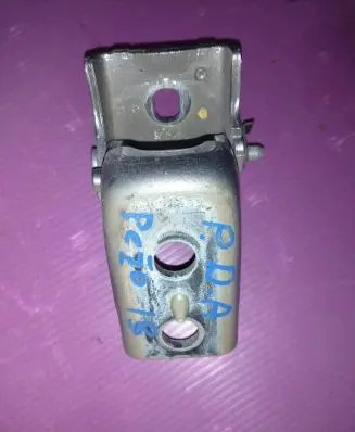 Peugeot Expert Front door lower hinge 