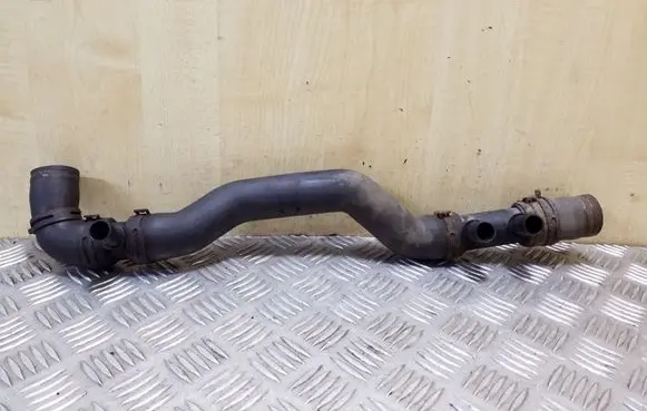 Nissan Primastar Engine coolant pipe/hose 922434