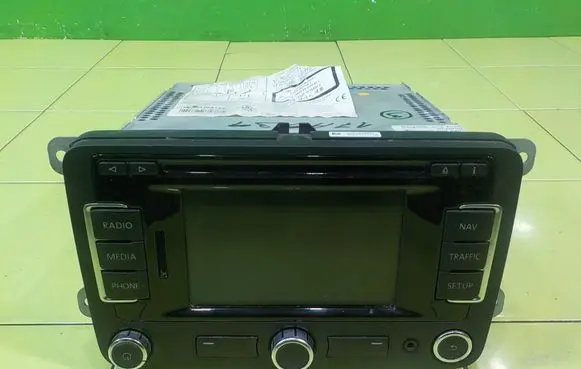 Volkswagen Sharan Radio/CD/DVD/GPS head unit 5119ACK5050PIA06 17AB39