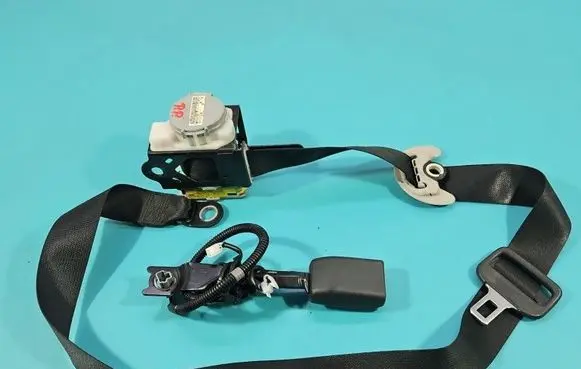 Toyota Verso Front seatbelt 732100F052 IMPRK1583862