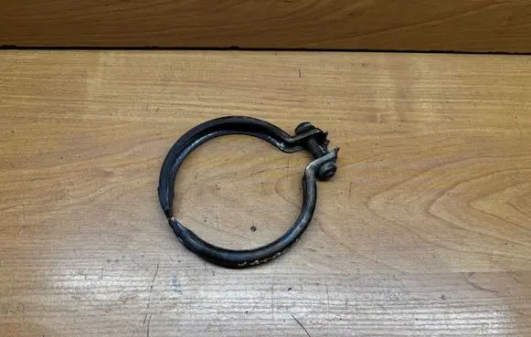 BMW 5 GT F07 Muffler pipe connector clamp 7553602