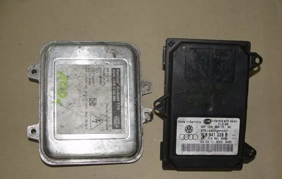 BMW X6 E71 Headlight ballast module Xenon 5DV009610