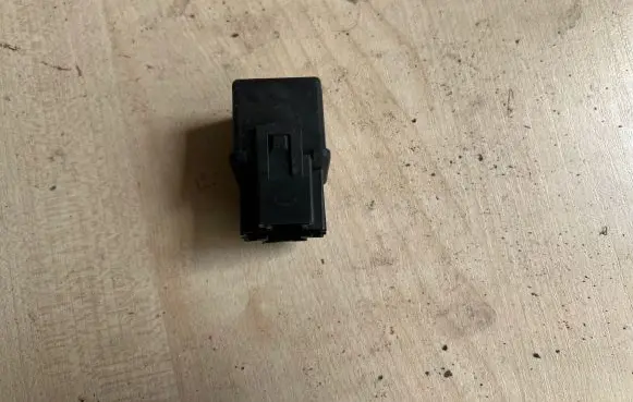 Mitsubishi Space Star Other relay MB953381 953381 V23134B52X240