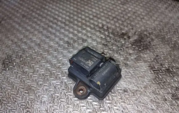 Mercedes-Benz Sprinter W906 Glow plug pre-heat relay A6519000900