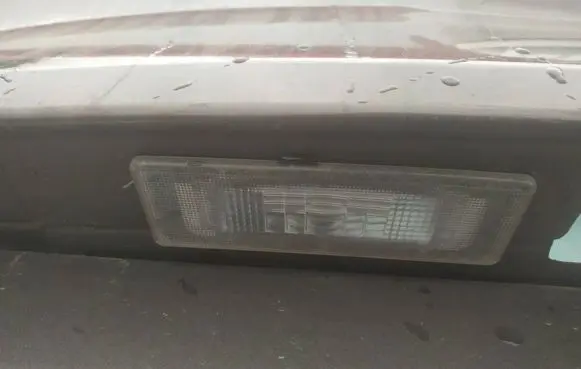 KIA Sportage Number plate light