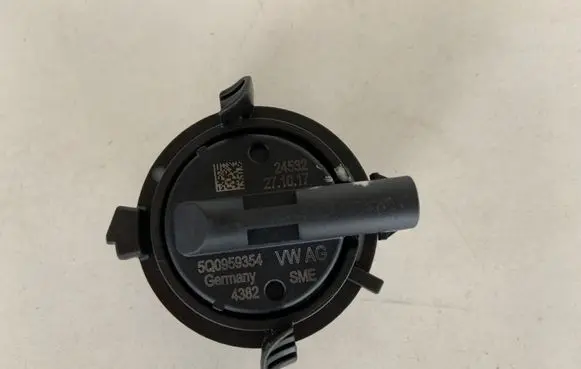 Audi Q5 SQ5 Airbag deployment crash/impact sensor 5Q0959354