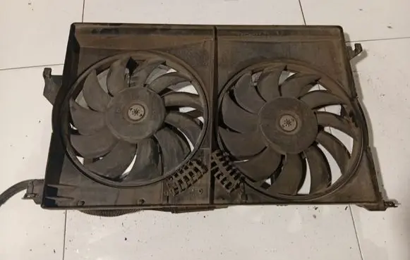 Opel Vectra C Radiator cooling fan shroud