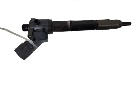 Volvo V40 Fuel injector 31336878 VEA132370010CAA