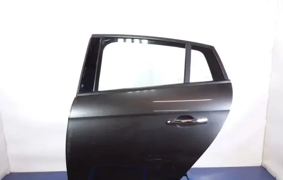 Fiat Bravo Rear door