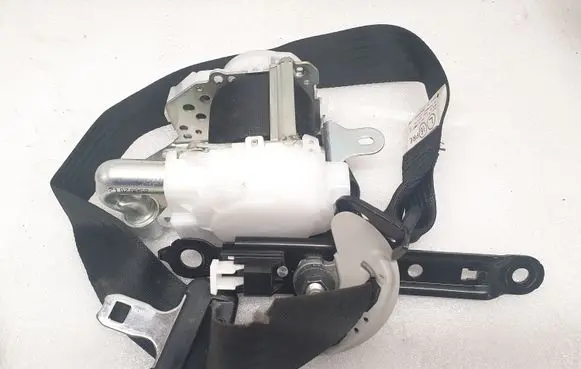 Lexus RX 450H Front seatbelt 7R4960P