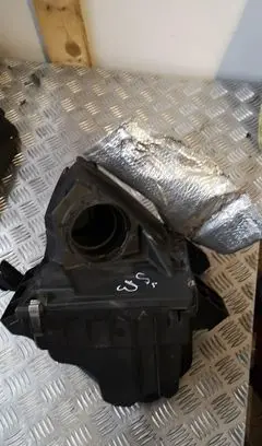 Skoda Superb B5 (3U) Air filter box 521602