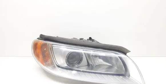 Volvo V70 Headlight/headlamp 31214348 6333200001