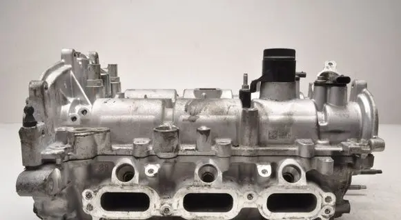 Ford Fiesta Engine head RFHX7G-6090-AE