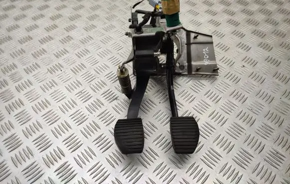 Honda CR-V Pedal assembly 