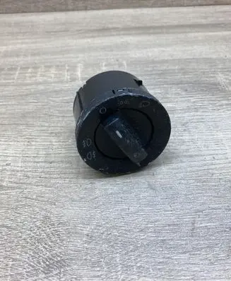 Volkswagen Touareg I Light switch 7L6941431C