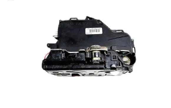Audi TT Mk1 Front door lock 8N1837015B