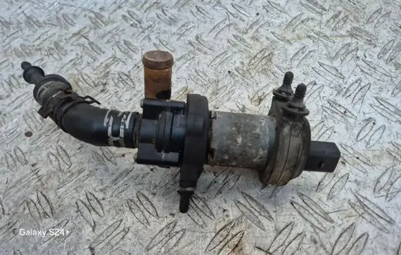 Porsche Cayenne (9PA) Electric auxiliary coolant/water pump 0392020073