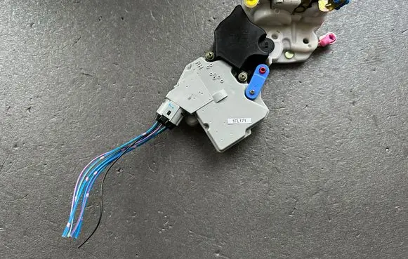 Front door lock