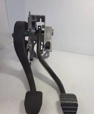 BMW 3 E90 E91 Pedal assembly 35006751665