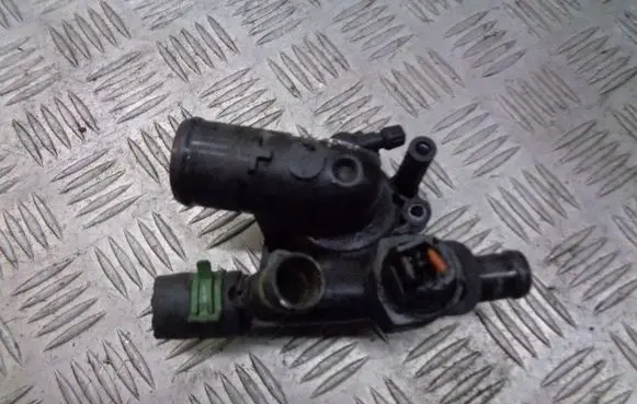 Renault Espace IV Thermostat/thermostat housing 