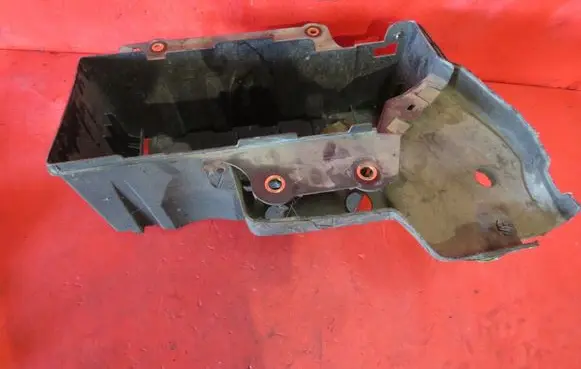 Renault Master II Battery box tray 8200544772
