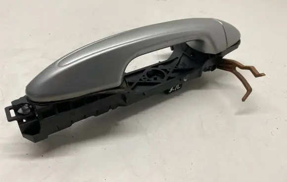 Toyota RAV 4 (XA40) Rear door exterior handle