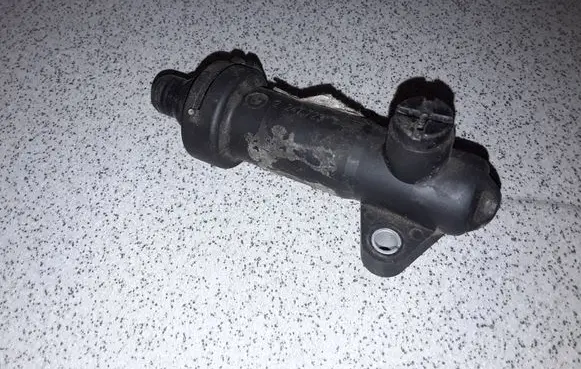 BMW 3 E46 EGR thermostat 11712247723 2247723