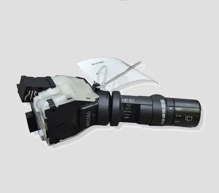 Nissan Qashqai Wiper control stalk 9825SD