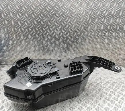 BMW X5 G05 AdBlue liquid reservoir 9488143 8740279