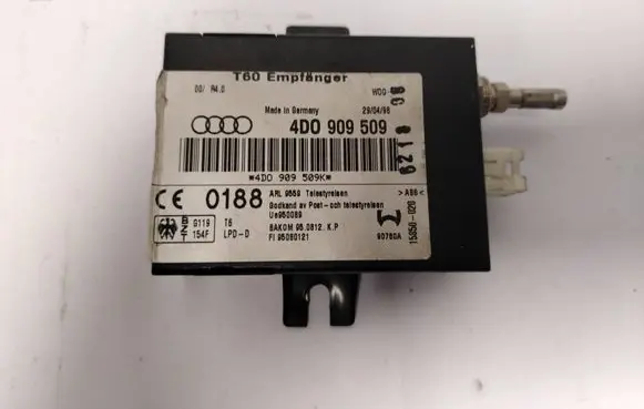 Audi A6 S6 C5 4B Auxiliary heating control unit/module 4D0909509 4D0909509K UC950089