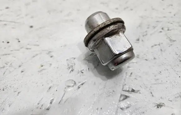 Toyota Corolla E210 E21 Nuts/bolts 